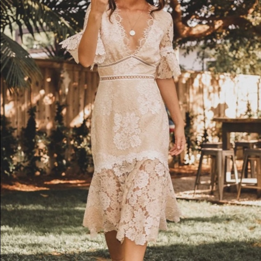 Saylor Maggy Lace V Neck Dress Neutral Detailed Floral Wedding Midi